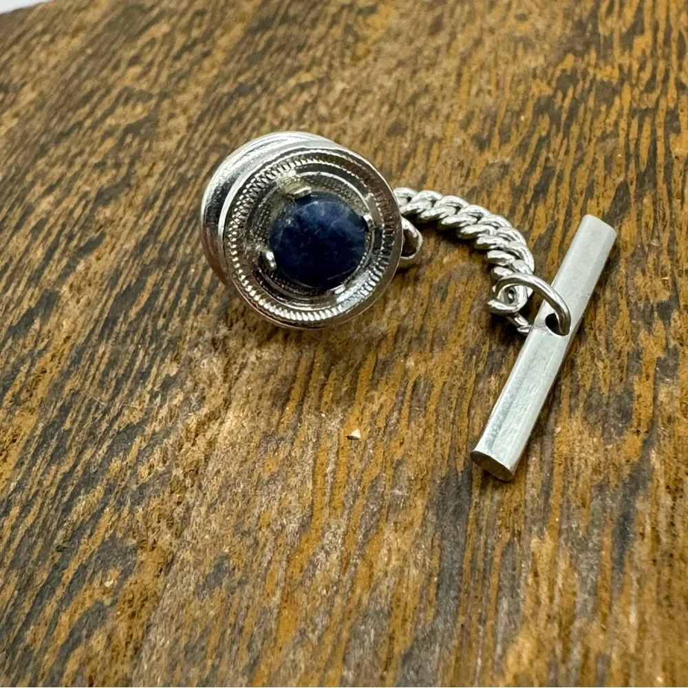 Vintage MCM blue sodalite circular silver tone tie tack